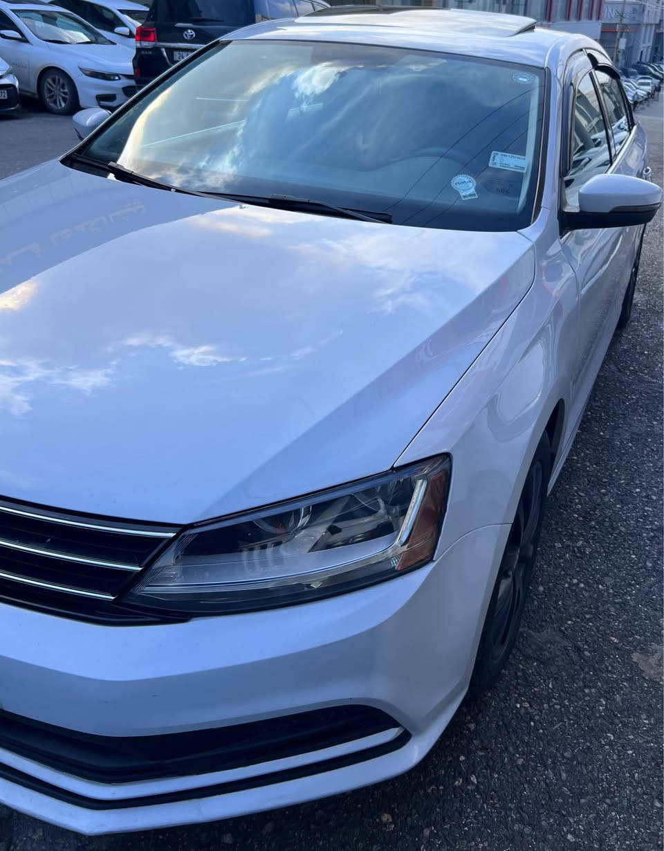 جيتا موديل 2017 SE لون سمنتي فول مواصفات 
محرك 14 توربو سلايت بصمه رادار
كشن هيتر كشن جلد 
بيها 3قطع صبغ بدون دواخل 
كير محرك شرط 
سعر 120$ بيها مجال 
مكان السياره دهوك 0.7.5.0.8.9.5.9.5.5.9 دهوك, العراق


**إذا كنت صاحب هذا الإعلان وتريد حذفه لأي سبب، رجاءا أرسل رسالة إلى الدعم الفني**