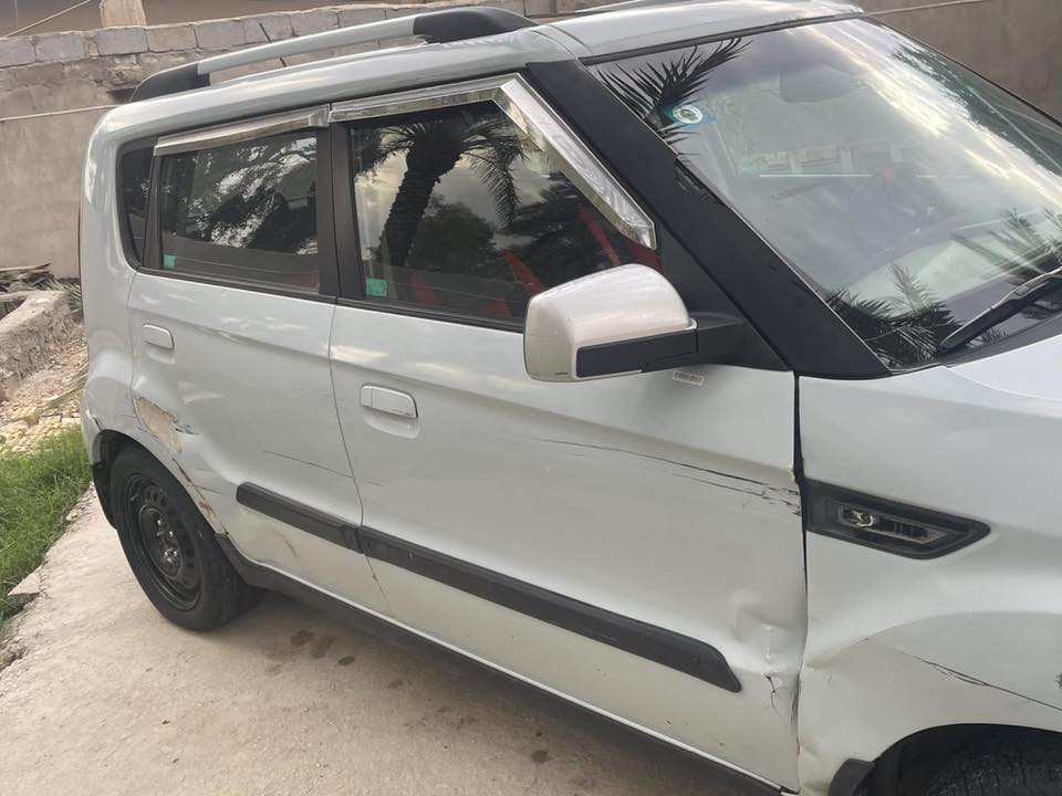 البيع كيا صول موديل 2011 رقم بغداد بسمي سياره كير محرك صدر تبريد تخم تاير كله جديد  سياره مصبوغه حزام اثر طخطخات بسيطه وبيهه بل باب وجاملغ موضحات بل صور مكانهه محموديه خليجي فول مواصفات سلايد  طكتين رجاء مو شراي الايعلق مستعجل عله البيع *********** السعر 75 وبيهه مجال الشراي
