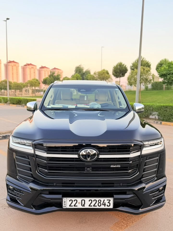 تويوتا لاندكروز VX
~~~~~~~~~~~~~
تويوتال لاندكروز بلاك ديشن VX لميتد S
موديل:٢٠٢٥
محرك:٦سلندر 
ماشي:٧٠٠٠كم
مكان:سليمانية
سعر:٨٧٨$
سيارة:PPF
مكفولة كفالة عامة
معروفة مواصفات
جارج موبايل
سماعاتJBL
كشنات تبريد تدفية
٣شاشة
سندوق شفت
جميع الكشنات كهرباء 
حساس خلفي و كاميرة دوارة
بصمة تشغيل و ابواب
سبوغ بارد رزعة شوخت بل شرت
محرك كير بل شرت مامفتوح
بصمةتين موجود
شريكة SAS
رقم:***********
مكان:سليمانية
