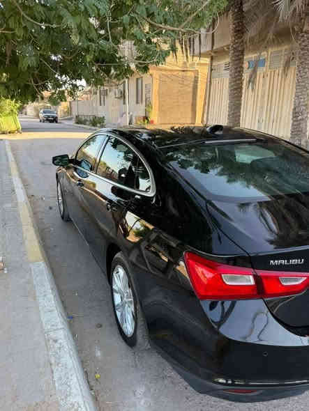 السلام عليكم 
ماليبو موديل ٢٠٢٣ 
رقم اربيل 
لون اسود
السيارة ماشية ٥٨ الف ميل
جاملغ جهة السايق وشويه بالبنيد
نظام ABS 
محرك 1500 تيربو 
مانع انزلاق TCS
مقعد السائق تحكم كهرباء
تبريد قطعتين 
مثبت سرعة 
حساسات  خلفيه
بصمة تشغيل 
بصمة ابواب 
سايد بريك دكمة
نظام فحص ضغط الإطارات 
كامرة خلفية 
تشغيل عن بعد 
شاشة 8 بوصة لمس 
شاشة تدعم اندرويد اوتو
شاشة تدعم ابل كار بلي 
للاستفسار ***********
السيارة جاهزة من كلشي ترايها حلو محرك وكير بلادي مكفول
