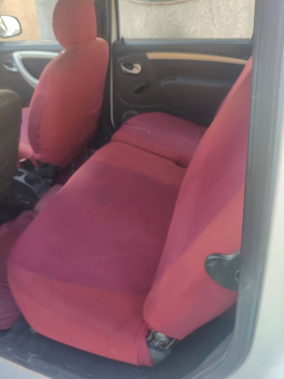 سلام عليكم رينو لوكان سبعه راكب مديل 12 بسمي رقم بصره دولي تخم تاير سير كفالة عام مكن
نجف الرضويه ***********
