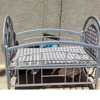 جربايه مع هزاز أطفال للبيع 07804757582