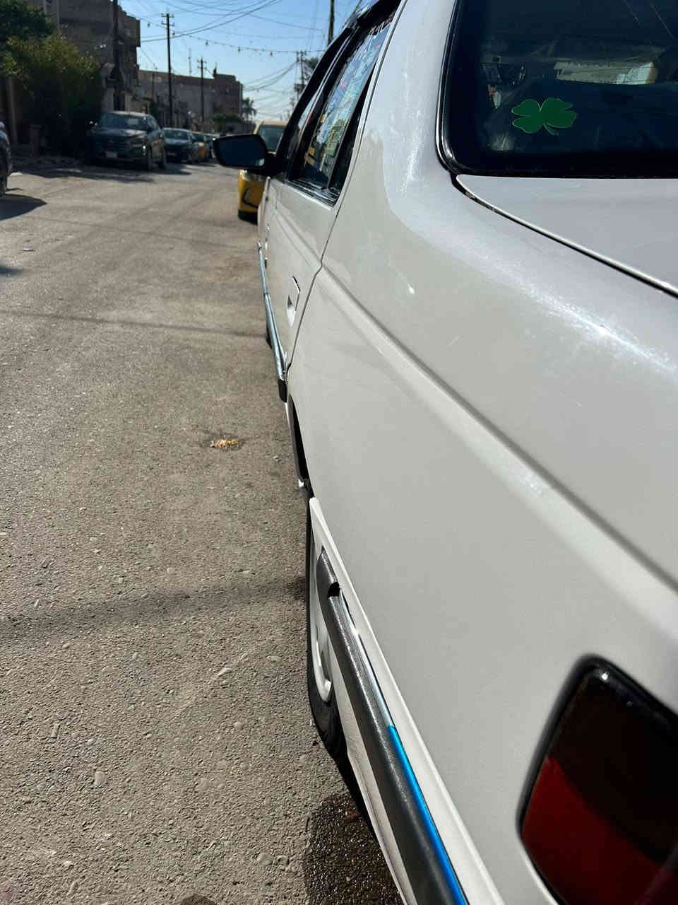 سلام عليكم بيجو بارص موديل 2022 سيارة خير من الله 
مبدل بنيد وضربه خفيفه بل جاملخ اليمنى امامي سعر 70 بيه مجال بسيط *********** مكان بغداد الجديدة
