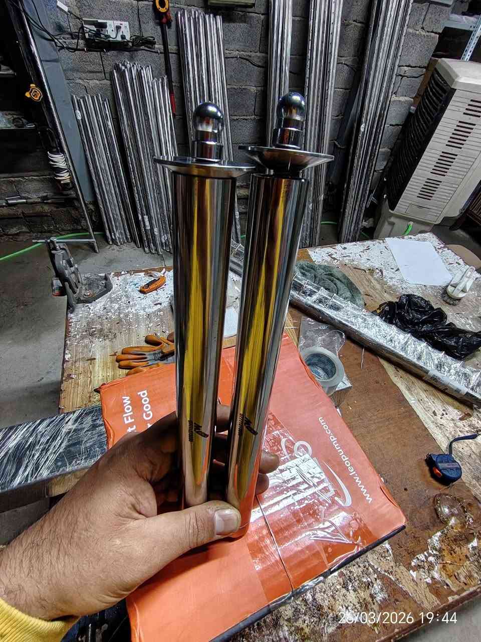 نوزل كروي طول 30 سم
السن 1/2
قابل لزيادة الطول
ستل ستيل 304
ضمان 1 سنة
استيراد ماريو_للشلالات_***********
