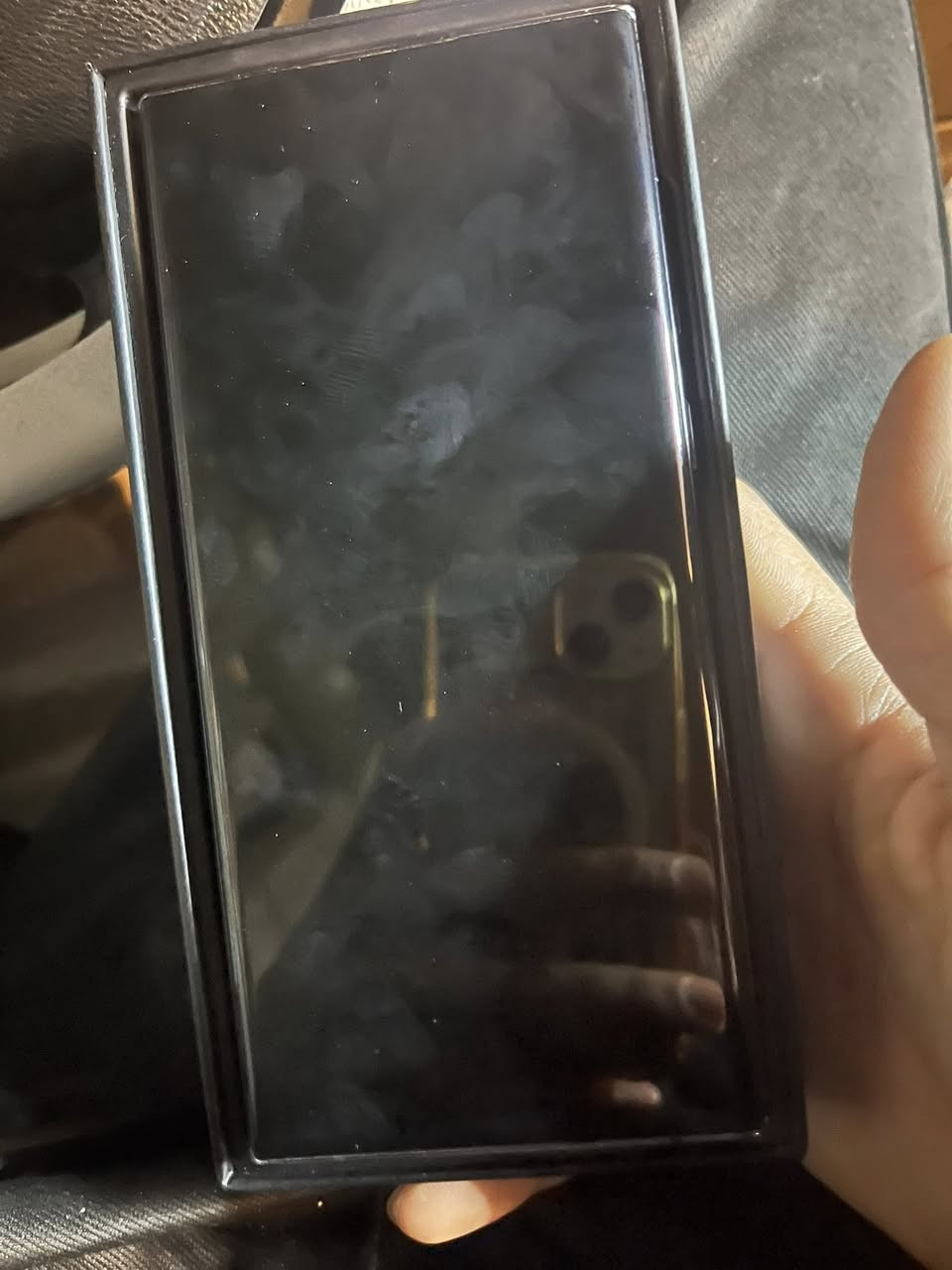 السلام عليكم 
جهاز للبيع s22Ultra
جهاز نضيف وبلادي مامفتوح شرق اوسط ذاكره 128 كارتونه وغراض كامله نضافه الجهاز 80/100 للستفسار ***********السعر 500 وبي مجال
