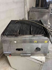 للبيع اغراض مستعمل نظيف  كرل مع قلايه 400 الف  سنك متر ونص 150 الف  كر...