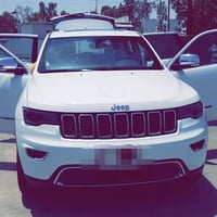 جيب شيروكي فئة لمتد فول مواصفات موديل 2017  بغداد بأسمي تحويل ثاني يوم...