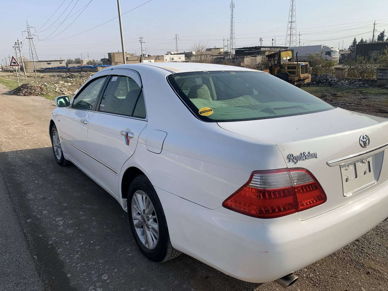 بەناوی خوای گەورە شاهینە 2006 بچووک بە گەورە ناوزەرد کامل جایز 
دوو دوگمە تەبرید و تەقەو ڕەقەو گێڕو مەکینە دەعم و لێدراو  سەقف و حیزام بەشەرت  سەقفی ماشەڵا شووشەیە 

سعری ٤٨ گەڵاو مەعامةلة 

  

0750 1061952

0750 6767763

شوێن .. سەیسایەق
