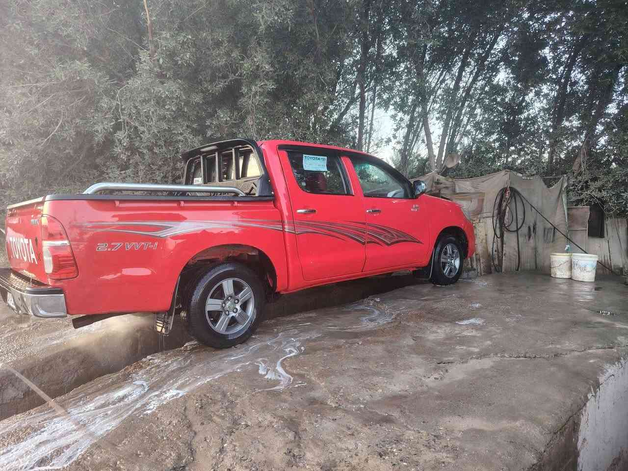 للبيع تايوتا هايلوكس موديل 2014 رقم ذي قار كير ومحرك على وضع  الشركة تخم تاير جديد السعر 140 المكان السماوه  ***********
