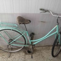 دراجة • للبيع