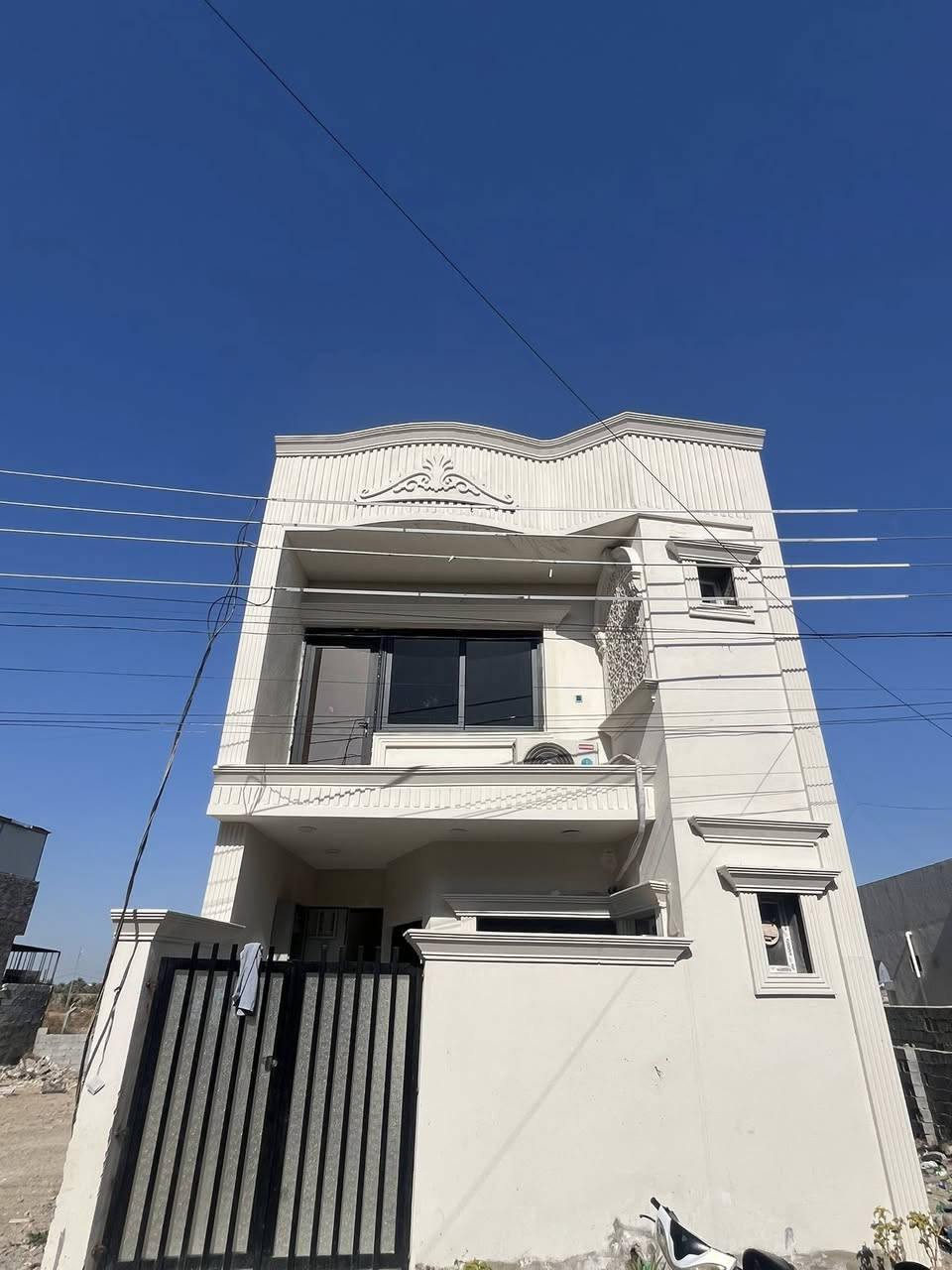 دار للبيع منطقت المكاسب التواصل ***********مستعجل بيع فوري
