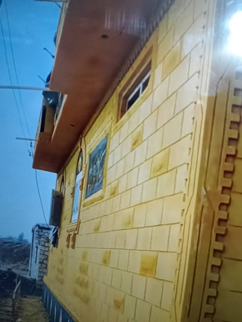 شغل بديل حچر الفرعونى والفوم شغل على الطابوق بديل اللبخ مباشر
شغل مصرى درجه اولى  بغداد ابو صوفيا للديكور

*********** مكانى بغداد والله كريم
