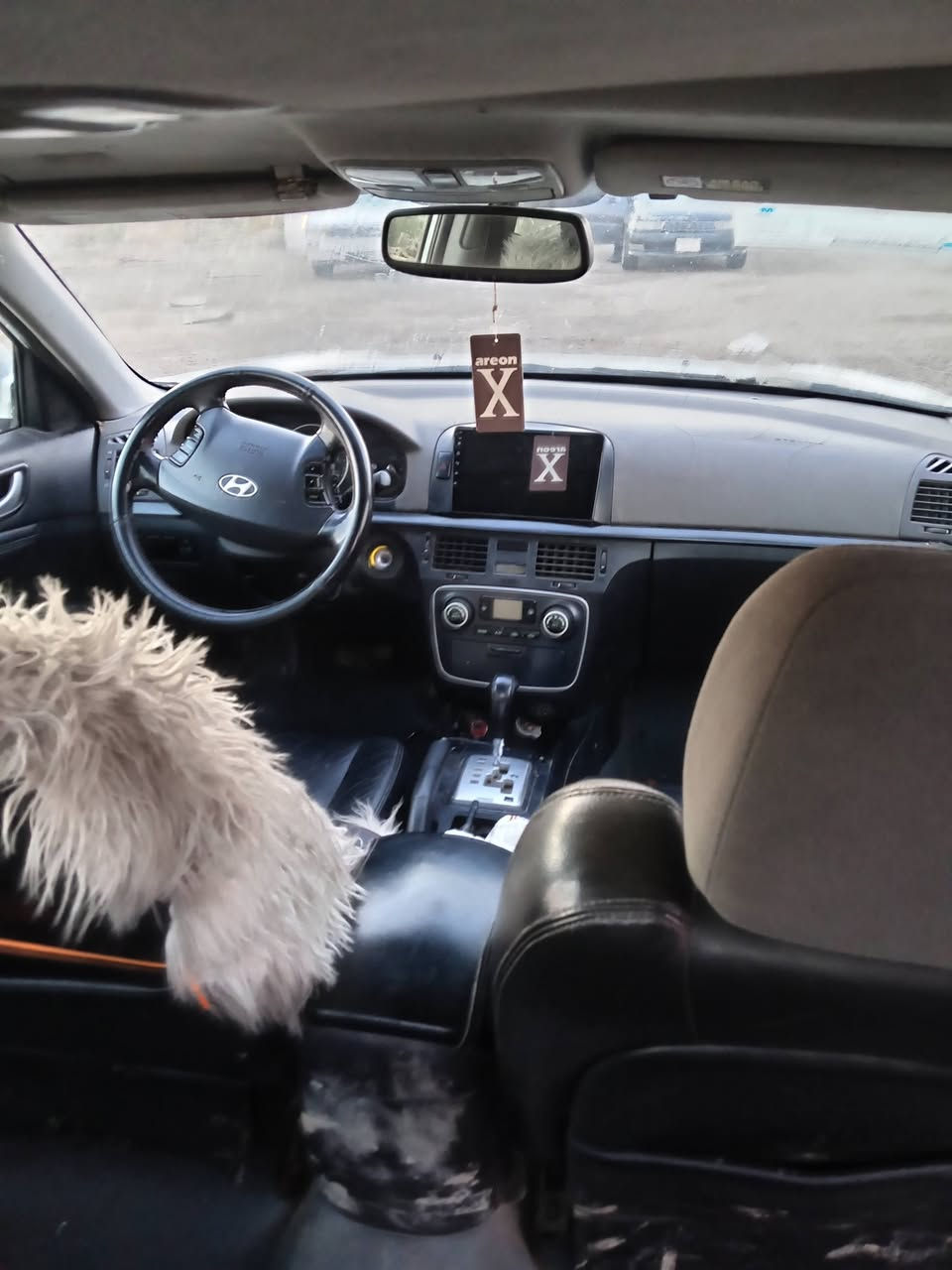 السلام عليكم
للبيع سوناتا موديل 2008
فوال مواصفات 1/1
مكينه 3300
رقم بغداد الدولي وهزه جديده
تحويل مباشر
صدر امامي خلفي جديد
تخم تاير جديد 
السعر 90 $ بيها مجال قليل
مكاني سوك الشيوخ 
***********
