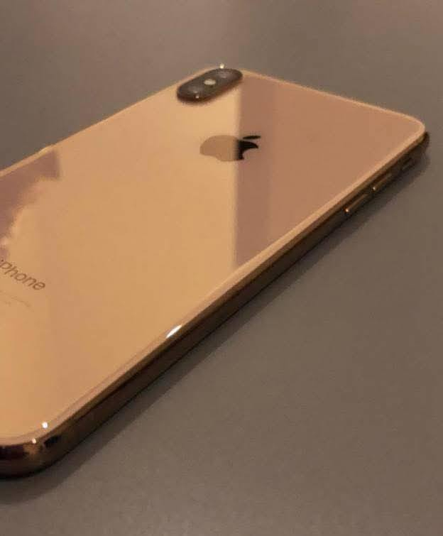 اكس ماكس
بطاريه 100مبدله اصلي وشاشه بلاد 64كيكه 
سيمكارت سماعات كلشي شغال فقط كامره رقم 1 واكفه 
الباقي بل شرط السعر 175.للمراوس ب 11
***********
