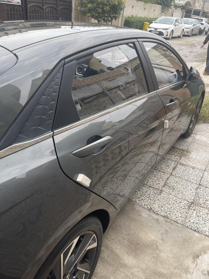 النترا موديل 2023 فول كفالة عامه السيارة ماشية 32 الف
السعر 145$ 
السيارة كلش جديده الله شاهد 
وكله بانزين محسن 
رقم اربيل الجديد 
لون نفطي مميز 
مكانها بغداد الكرخ
للاستفسار ***********
