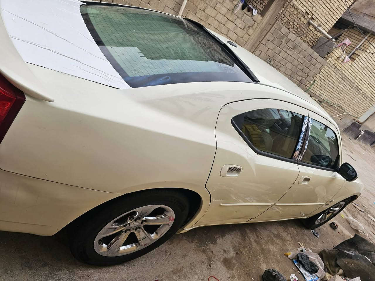 سلام عليكم جارجر 10 للبيع حادثه باتري طاك بالجنطه مكينه وكير حاويه سعر 117 وبيه مجال
*********** جاهز
