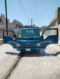 كيا بزون • ٢٠٠٢ • الموصل الايمن