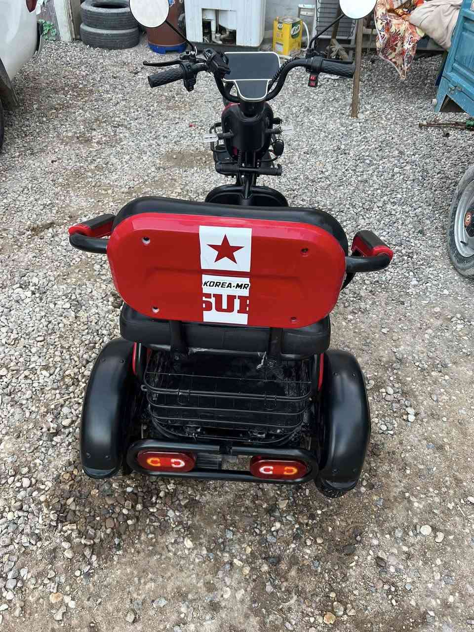 سلام عليكم دراجه مال معوقين 5بطارات 32امبير كلها شغاله الدراجه مابيها اي نقص جديده كلش العنوان بصره ابو الخصيب رقم الهاتف ***********
