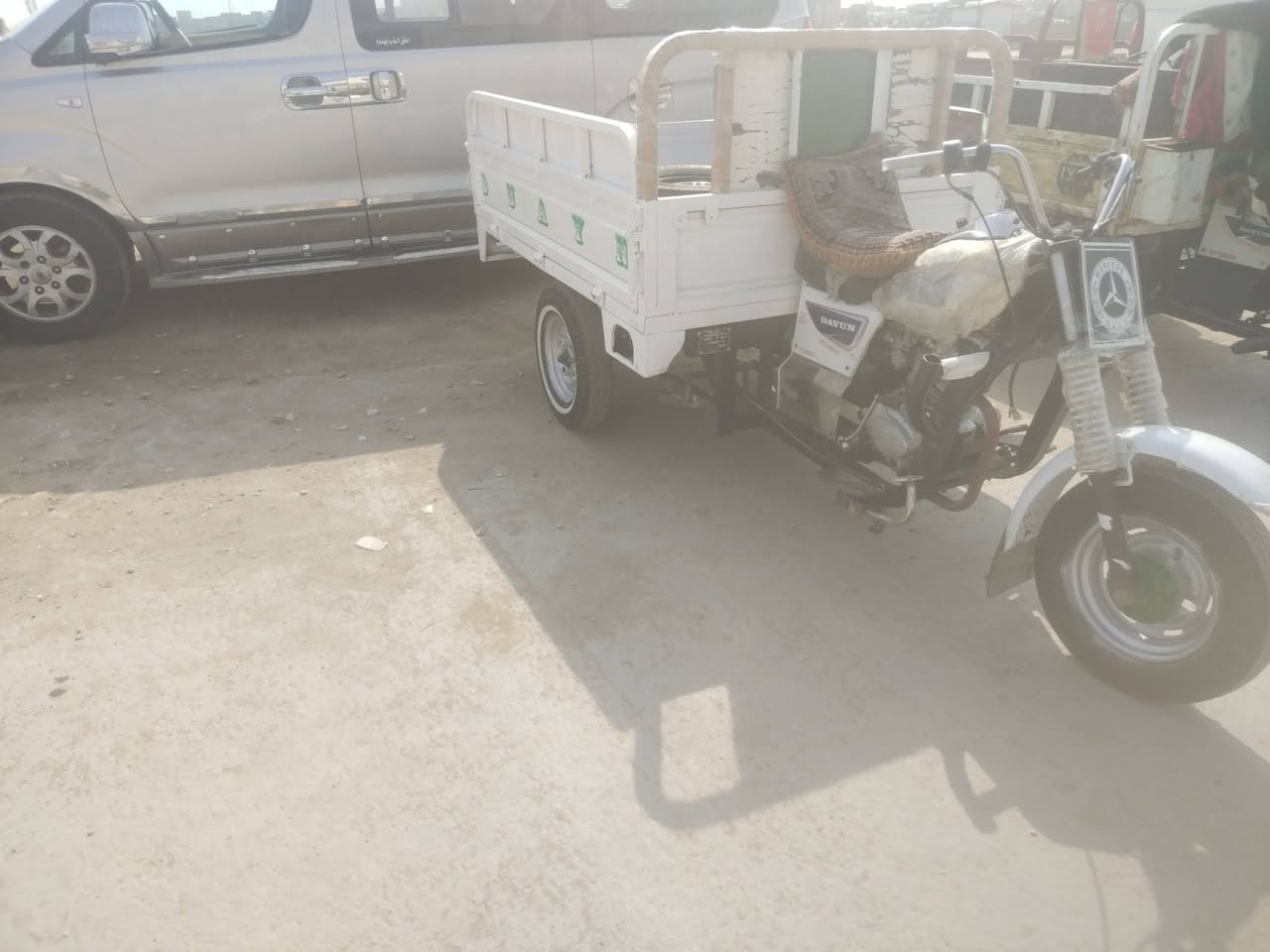 سلام عليكم ستوته للبيع موديل 18 وراق كامله جاهزه من الطول لطول مابيه نقص كله وراق كامله وكيل مجمع الكرار شاصي نضيف مكفول بدي مغلف ستوته حلوه جاهزه مكان ناصريه مركز شراي يتصل على الرقم *********** سعر 1350
