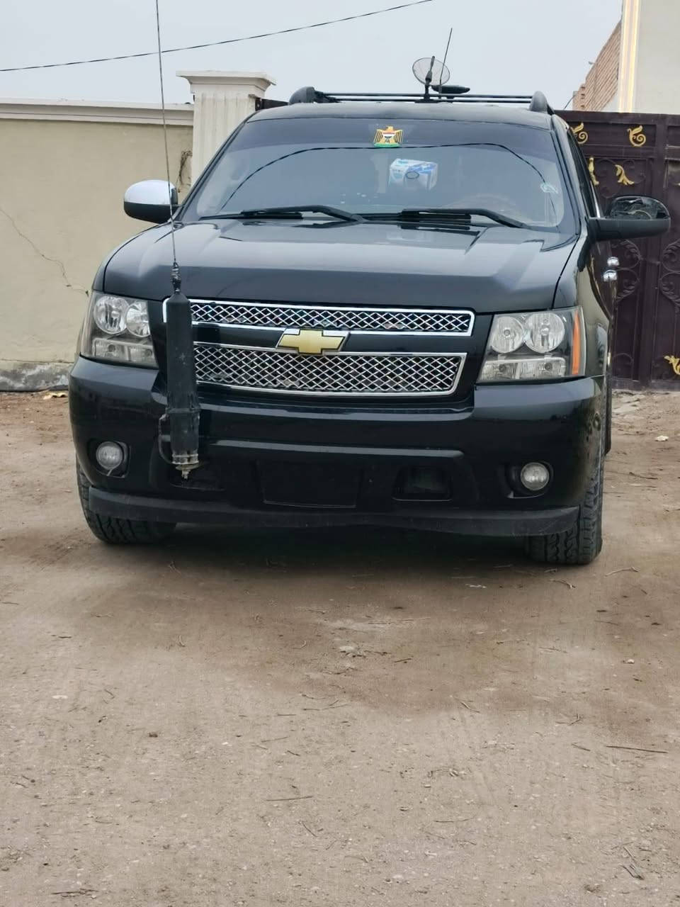 تاهو ادوات للبيع خليجي
سياره جاهزه بيه بس جاملغ خلفي صبق قليل بدون گص 
***********
