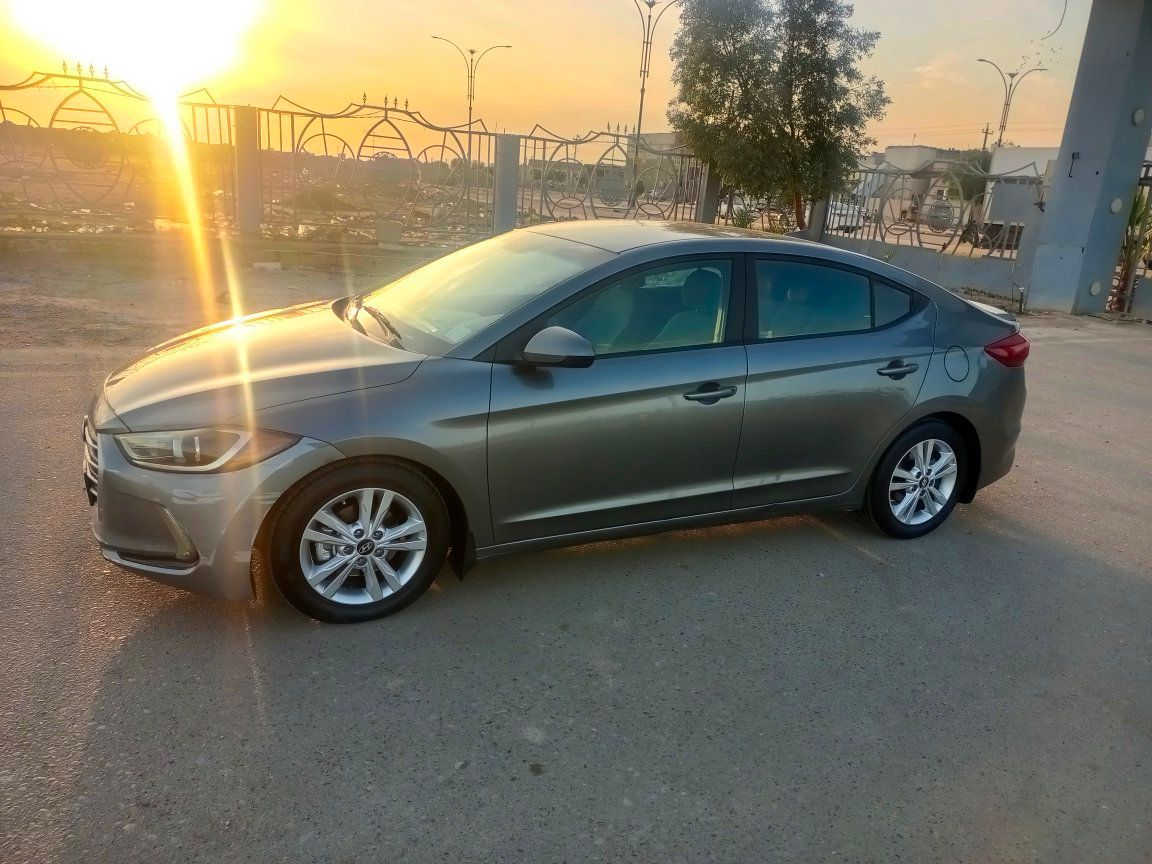 سلام عليكم للبيع النترا موديل 2018 وارد امريكي دخول بس دعاميه وبلعراق صبغ قطعتين جماليه كفاله ضربه وتبديل ليبل واحد بدون أيرباك سياره محرك 2000دوش محرك كير تبريد حداديه تمام رقم بصره جديد سنويه مجدده 2030 سعر107 مجال كلش قليل//***********/عنوان بصره
