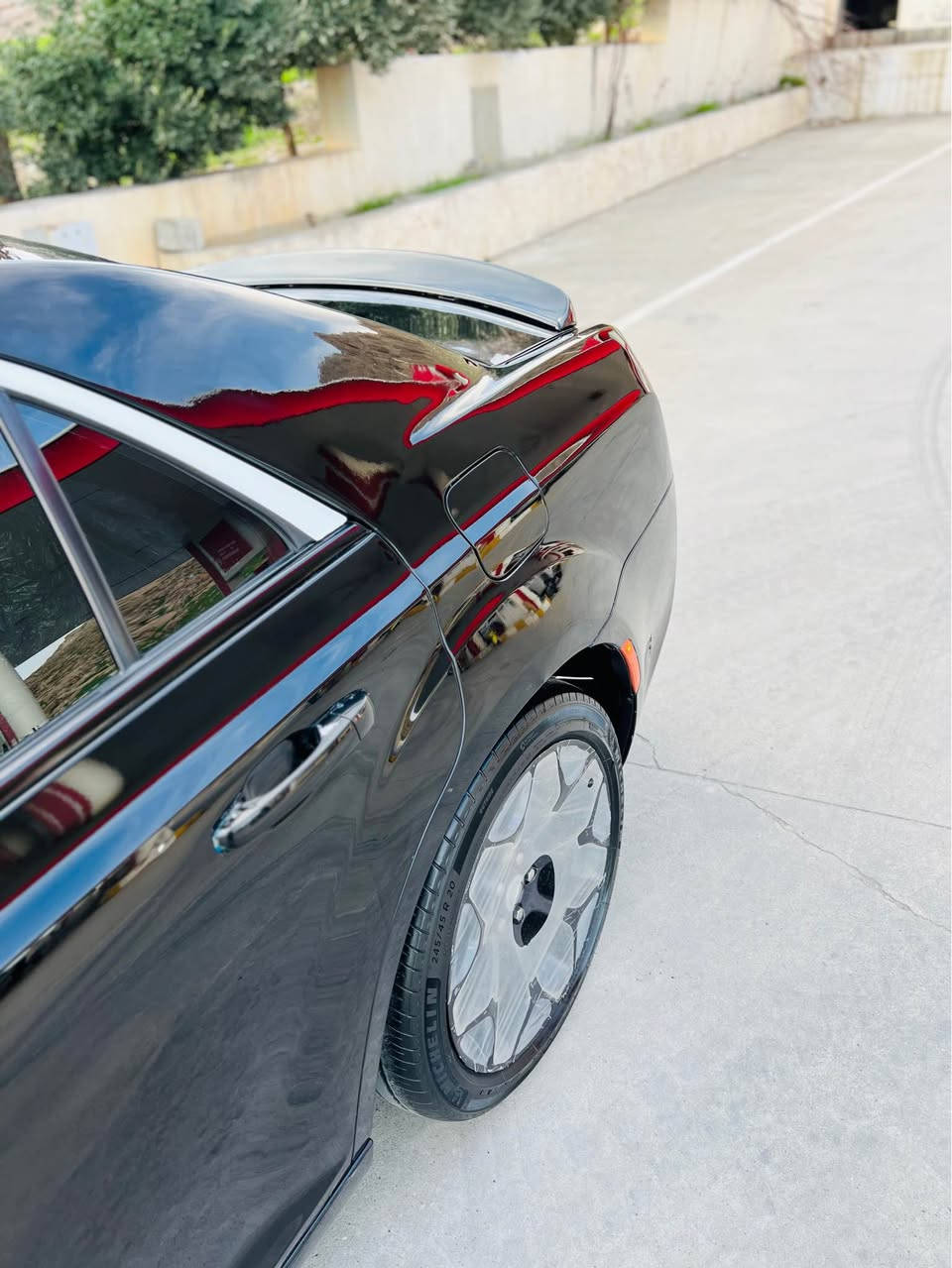 obama ئـۆباما 2017 ئـەمریکی 🇺🇸 
300c فـول مواسەفاتی 
بڕاوە بڕاوە بڕاوە

مـواسەفـات 
شەش پستۆنی(3.6Litr)
بــەسمە
شـەغال
پـانۆڕاما
کوشن سارد و گەرم
کوشن جلد
کوشن خەزن
سوکان ڤۆڵیۆم
تحدید سورعە
گێر ماوس 
ئاوێنە کارەبا
ئاوێنە شەفت 
کامیرا
شاشە گەورە
زۆر مواسەفاتی تر

4تایەیی لۆکی بۆبەستراوە 1 مانگە

کوشن و سوکانی لۆک لۆکە

هیچی نیە ساردو شوخت و بۆیاغ
گێرو مەکینەی بەشەرت 
سـەیارەکە تابڵێی لۆک و تازە مـاوەتەوە
***********
*********** رانية, السليمانية
