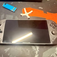 Ryzen 7 7840U • رام 32 جيجا • SSD 2 تيرا