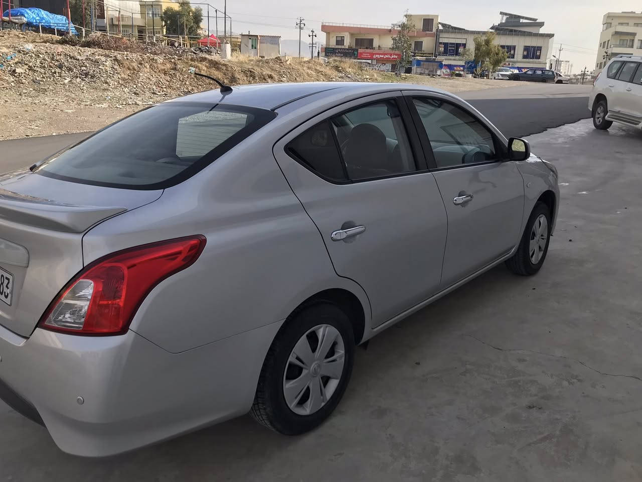 نیسان سەنی لاکشمیبای هندی مۆدێل 2017 گێڕ ئۆتۆماتیک سلڤەر ڕەقەم هەولێر بێ بۆیاخ تەنها سێ شوێن ساردی هەیە گێڕ و مەکینە و تەبرید و تەحویل و غەرامە بە شەرت سعر 96 و مەجال شوێن سلێمانی 
***********
***********
کۆڕەک واتساپی هەیە 

نيسان صني هندي موديل 2017 گير اوتوماتيك رصاصي رقم اربيل بدون اي صبغ فقط ثلاث مكانات بارد گير و مكينه وتبريد وتحويل و الغرامه بشرط السعر 96 و مجال المكان السليمانيه والتصال على هذا الارقام الي مسجله فوك والكورك بي واتساب
