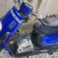 بوليسي • صيني • كهربائيات