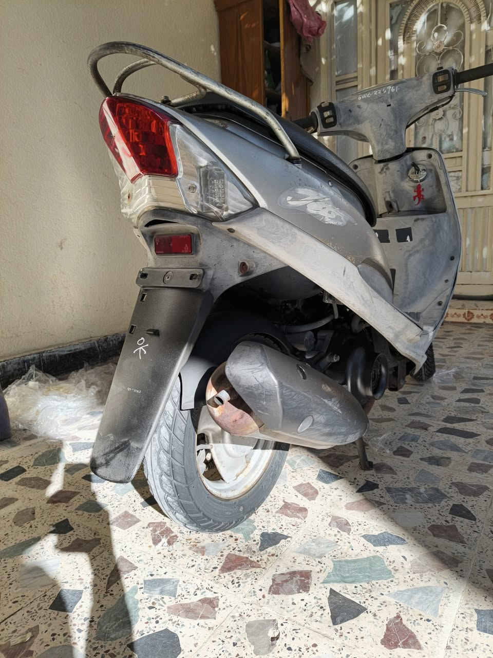 سلام عليكم ماكس منغولي دراجه مال رمبة صارله سبوع من طالعه مكينه مامفتوحه بلاديه 49 نكره سلف مكينه ناعمه شلعه معدل ما عوزه شي دراجه حلوه وبل عافيه عل ياخذها سعرها 1000
***********
