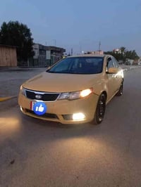 للبيع كيا فورتي موديل 2013 اجره رقم بغداد دولي بسمي  وارد امريكي حادثه...