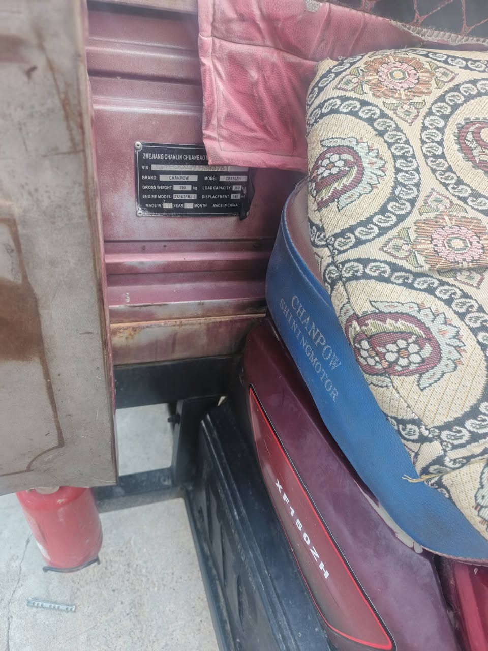 ستوته للبيع موديل 2018 . محرك 2021 مامفتوح

بليته بيها ستوته نشاط فول مال رزق 

سعرها 950 .. يرهم مراوس حسب الاتفاق وتحياتي للجميع

***********
