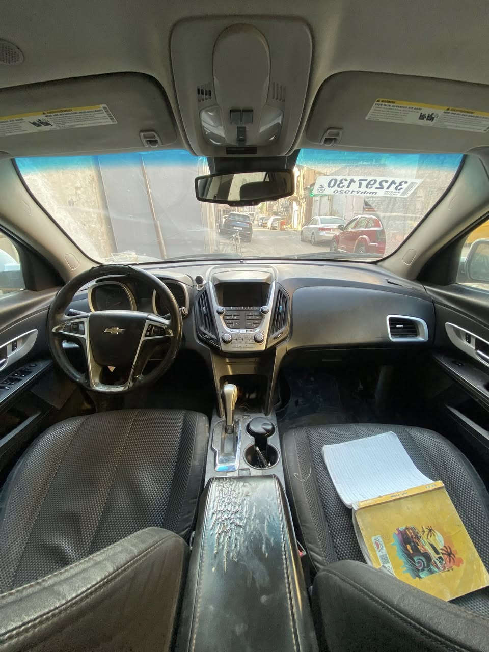 السلام عليكم  
شوفرليت اكيونكس ٢٠١٣ وارد خليجي لون ابيض السعر ٩٥$ بيهة مجال بصيط لتواصل/***********
