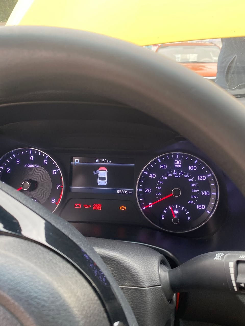 السلام عليكم
للبيع كيا فورتي موديل 2023
السيارة بيها تخم تاير جديد نص فول السيارة 
رادارات توقف ذاتي
منضومة غاز 60 لتر
وبيها منضومة زنون جديدة 
السيارة ماشية 63 الف كيلو متر
حادثها بامريكا بجم 
السيارة مرتبة وحلوة 
السعر 135 وبيها مجال حك الجية للاستفسار ***********
