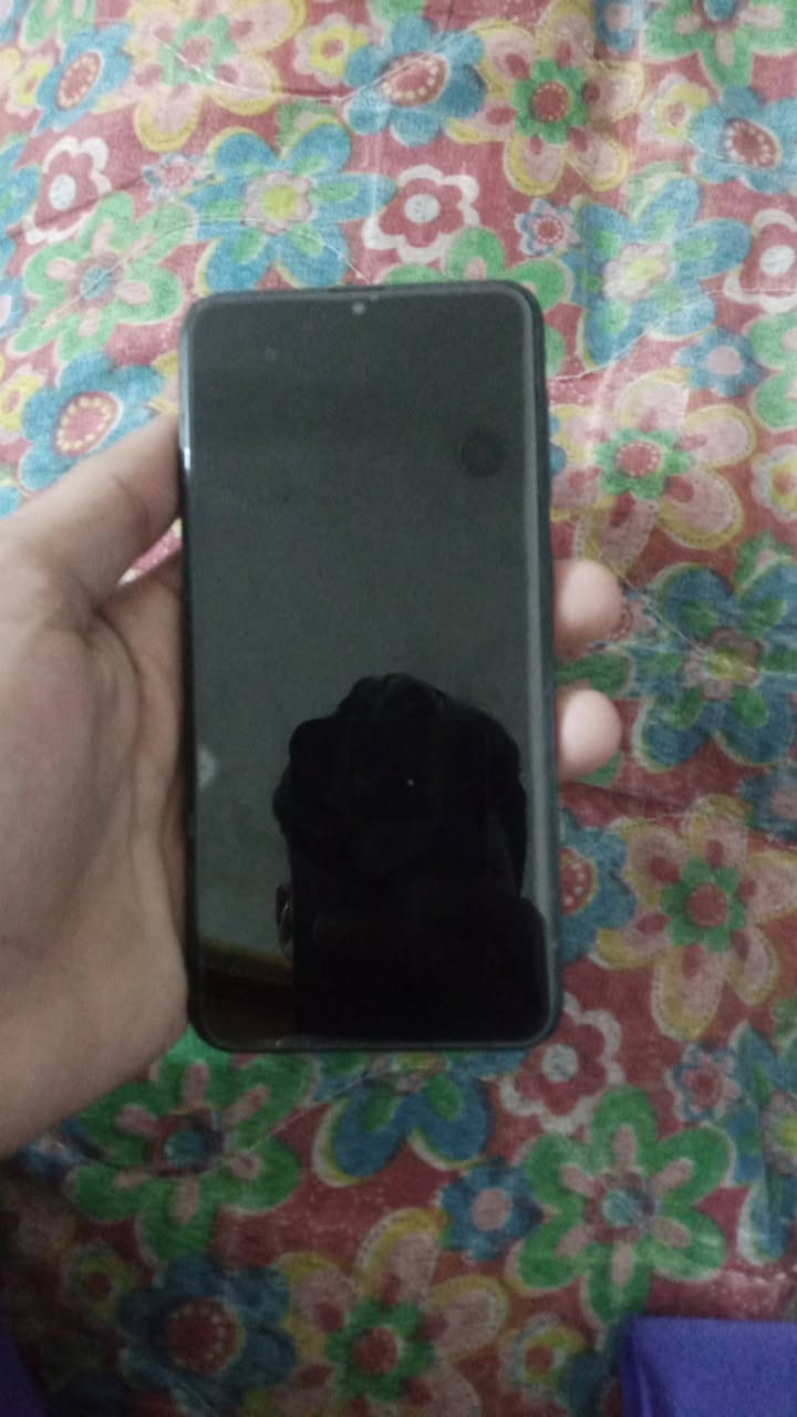 سلام عليكم للبيع جهاز A10 دبل سيمكارت جهاز نضيف وممبدل بي شي وضامه ليوم يلا شغلته  ممتعوب ذاكرته 32 سعر 65 وبي مجال للطيبين وهاذا رقم تليفوني *********** مكاني مدينه صدر
