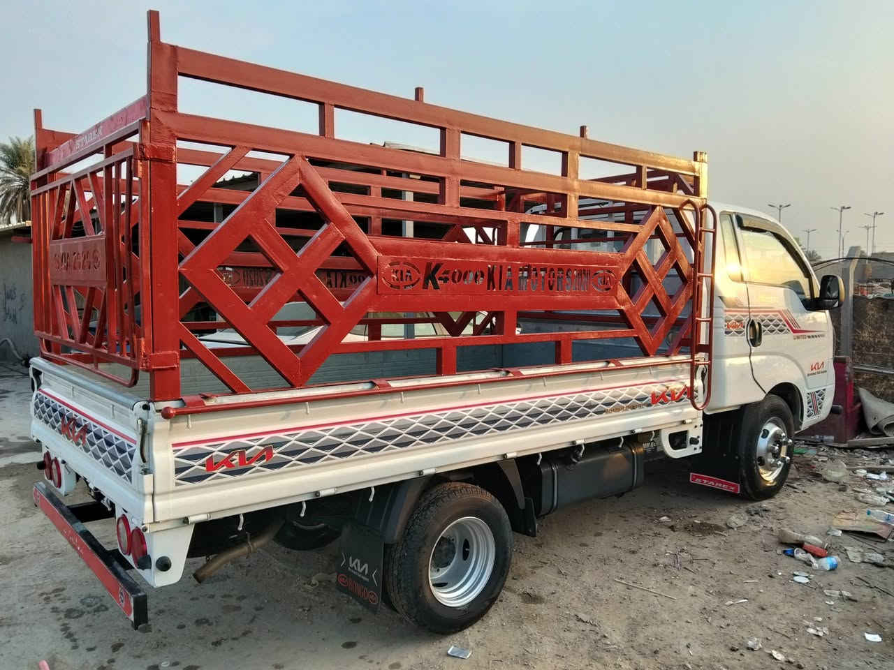 للبيع كيا فحل 4000موديل 22جاهزه محجر تحويره 14ستد 27مكفوله كفاله عامه رقم قادسيه مكاني بابل للاتصال ***********
