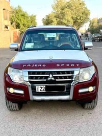 🌷ببركة الصلاة على محمد وآل محمد 🌷للبيع باجيرو 2016 لون ماروني مميز حبت...