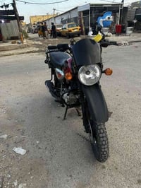 بوكسر للبيع  موديل 2023  مرقمه سنويه ورقم انكليزي  الدراجه كامله مكمله...