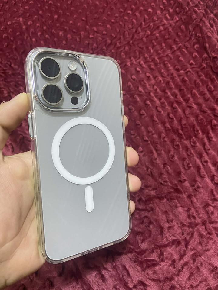 السلام عليكم
ايفون 15 برو ماكس

بطارية 88

ذاكره 256

الجهاز نضيف جداً

فقط مستبدل شاشه 

من ستبدلت الشاشه طلع

شعار مبدل زجاج خلفي وللعلم 

الزجاج الخلفي ما مستبدل بلادي بسبب 

الشاشه طلع 

سعره 775 وبي مجال

مكاني بابل 

*********** واتساب
