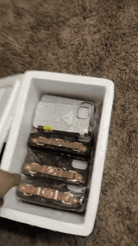 كفرات مختمه اصليه ماركت لويز فيتون وبراده شلعه الكفر ع الفين مال ١٣برو ماكس و١٤


**إذا كنت صاحب هذا الإعلان وتريد حذفه لأي سبب، رجاءا أرسل رسالة إلى الدعم الفني**