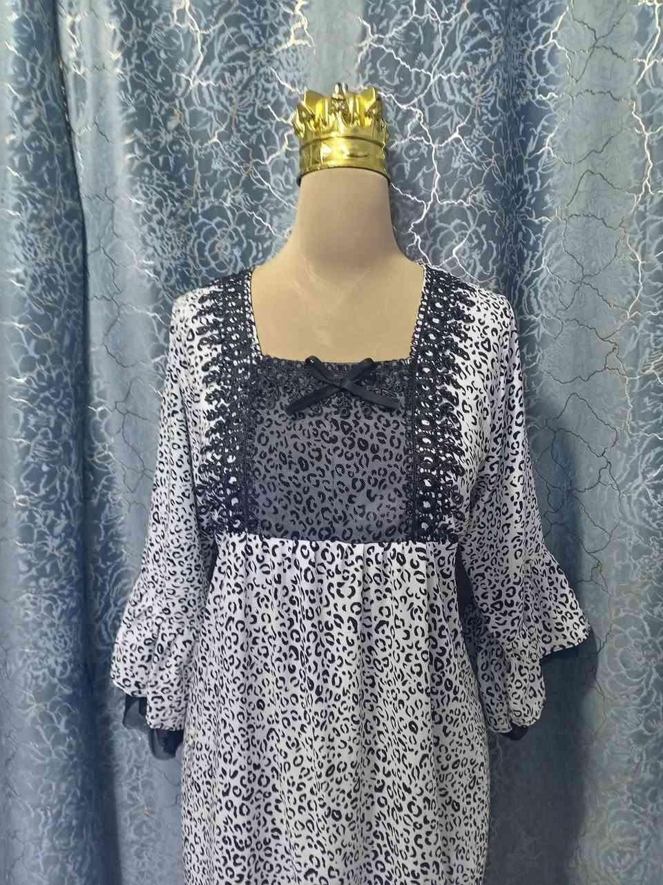 خياطه طَيِّبُ الخُيُوطِ

شغلي دشـداشه بالكشمير الايطالي 
حسـب الـطلب ✨
سعر القماش مع الخياط ب10.000 د.ع

للحجز او الاستفسار 
دايركـت 📥 
او واتساب***********
