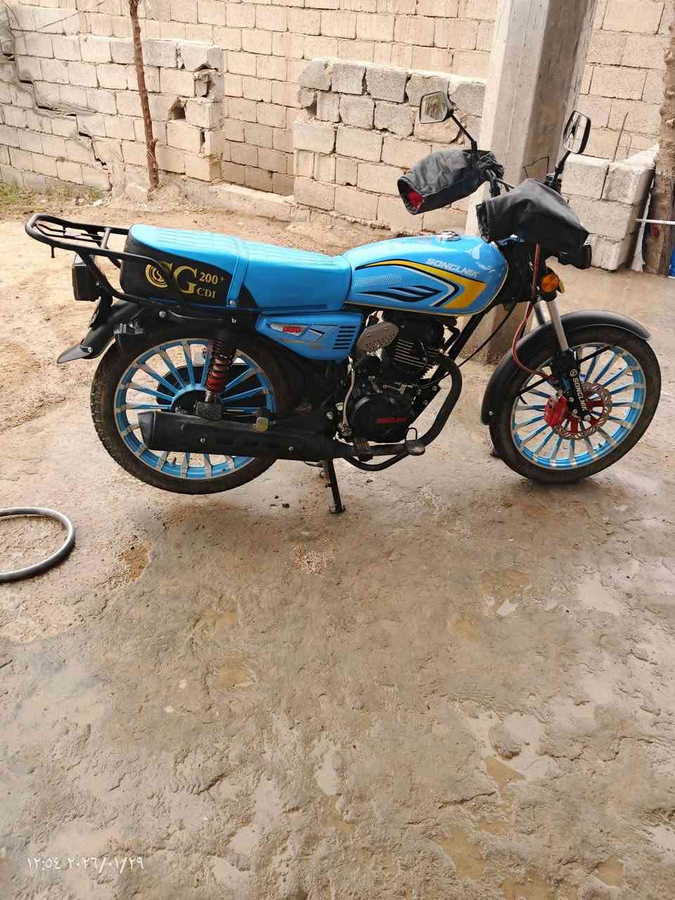 دراجه موديل 26ماشي 970كم زيرو قبل أيام شديتها محرك 200مكفولة كفالة عامة
سعر 875 مجال قليل حك الجية مكاني دلي عباس موجود خاص فقط


**إذا كنت صاحب هذا الإعلان وتريد حذفه لأي سبب، رجاءا أرسل رسالة إلى الدعم الفني**