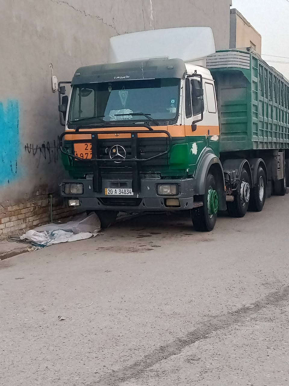 سلام عليكم سيارة البيع كرواتي موديل 94 سيارة خير من الله  كير 180  مكينة جديدة  الوحات جدد *********** الستفسار
