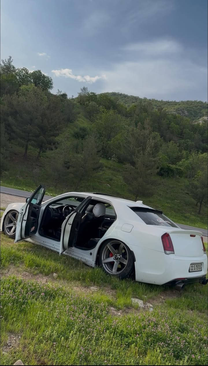 السلام عليكم شباب اوباما
2020S
5700
بانوراما 
بصمه 
كشنات جلد 
كشنات كهرباء تدفئه 
حساسات 
كامره 
شاشه كبيره 

الإضافات 
جكات S3
هدرز موبر 
دركه RPM اصليه 
كزوز بورلا 

مكان السياره بغداد 
***********
