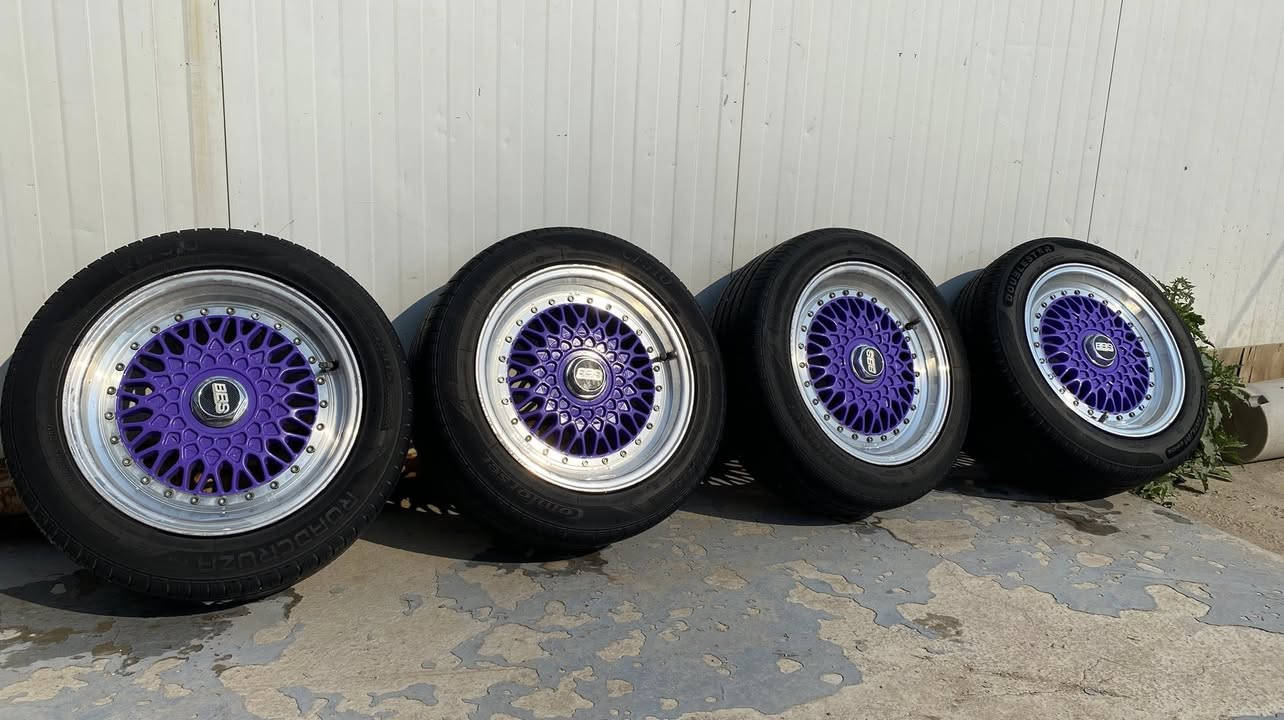 BBS زعرة حجم 15
مكاني - بغداد
السعر : 300 الف قياس 195/55/15

📞 رقم الاتصال: ***********
