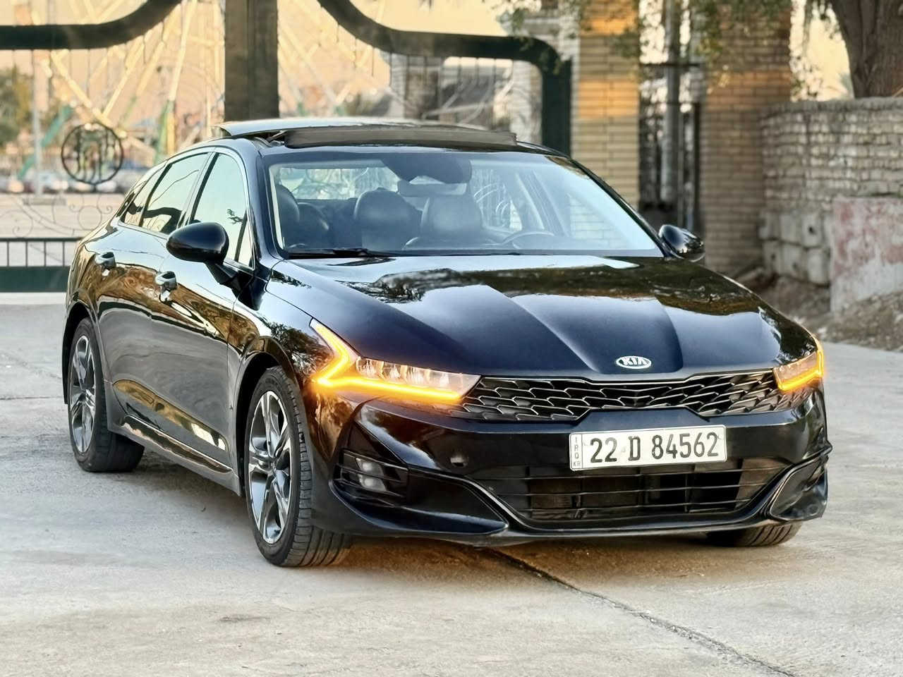 السلام عليكم
للبيع فقط كي فايف 2021 EX فول 1/1 اسود
السعر 162$ وبيها مجال
ماشيه 50 mi جاهزه من كلشي متصرف دينار 
بيهه صبغ جاملغ وبنيد بجم كبس ضرر جانبي صور الضرر مرفقه ايرباك برده السايق فقط 
رقم اربيل الجديد تحويل وكاله حسب رغبه المشتري
مكاني بغداد الكرخ *********** متوفر واتساب
