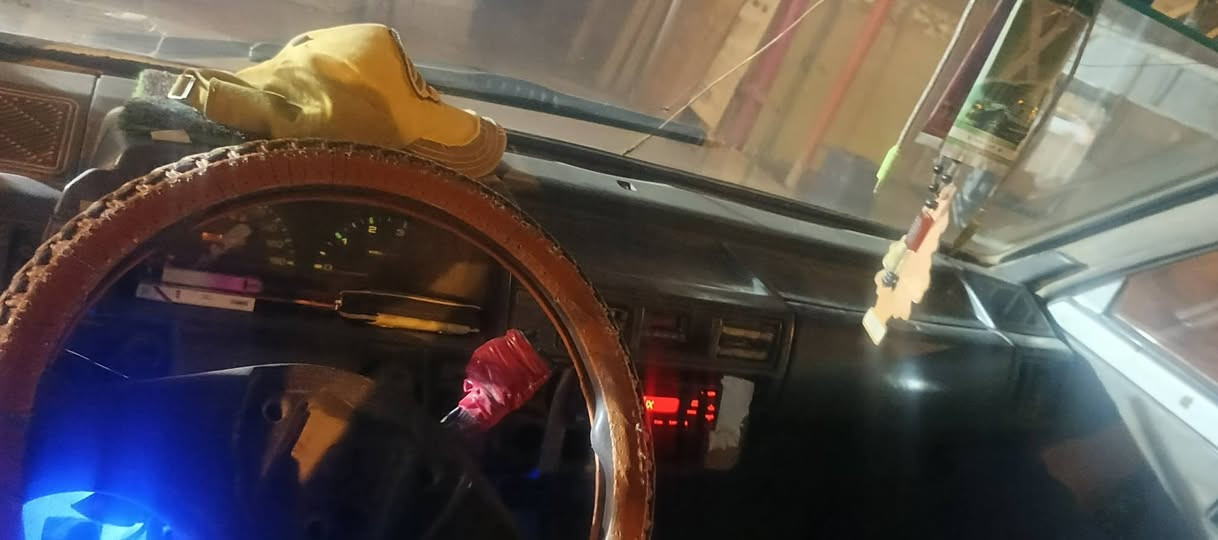 السلام عليكم سياره كيه للبيع موديل 1995 كير مكينه اكسل كفاله خير من الله كهربائيات شغاله كلها شواصي مال شركه سنوية ساقطه ب2019 رقم الماني السعر 25 وبيها مجال  قليل حك  الجيه مكانها بابل الاستفسار  اتصل(***********)
