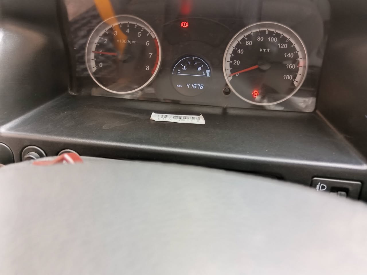 السلام عليكم شباب عندي سايبه
موديل 2025 كفاله عامه 
ماشيه 40 الف
صفر هيئه وغرامه
تحويل ثاني يوم
مكاني بغداد كماليه
السعر 77 بيها مجال قليل
استفسار *********** 📞
