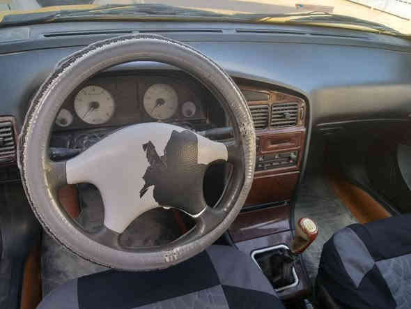 بيجو بارص مديل 2015 
سياره بيها بنيد ابدل و دعاميه وبيها خيط تبخير 
السعر ٣٦ وبيها مجال 
مكلف بنشرها 
اتصل وبخدمتك 
***********
