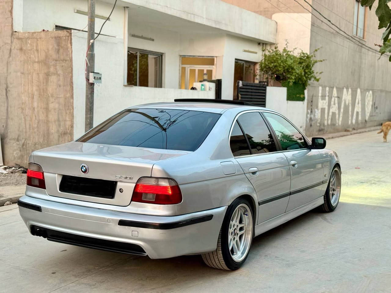 BMW e39
موديل 2003
ليزةرى دوبةى 
ادوات مكصوص
بى دعم و ليدراو 
قةپات قةپات مواسةفات
نرخى 55 وةرةقةو مجال 
*********** أربيل, العراق

